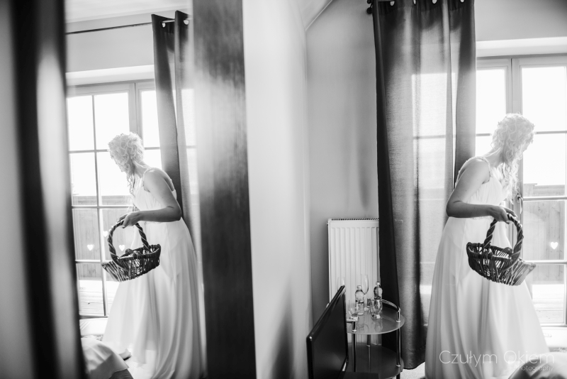 fotografia ślubna_reportaż_Bielsko-Biała_Dwór Świętoszówka030